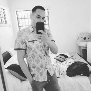 Meet your Posher, Jose fidel